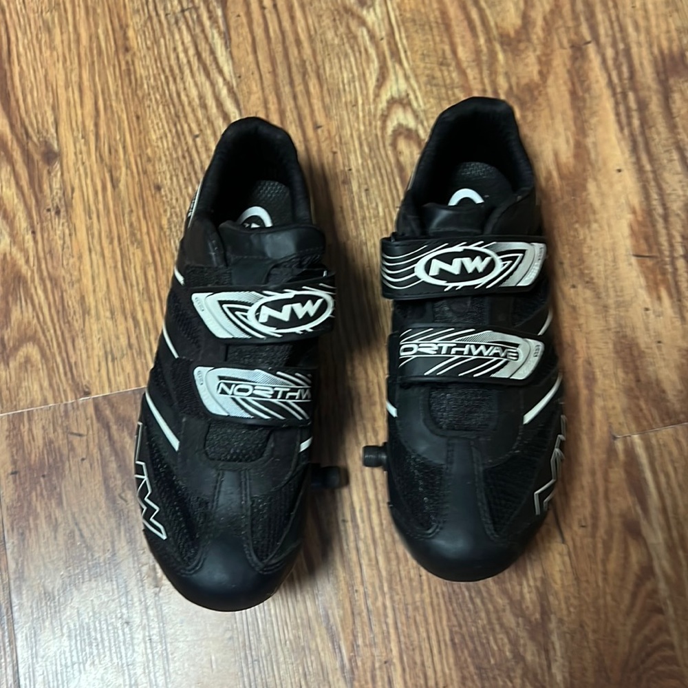 North wave cycling shoes